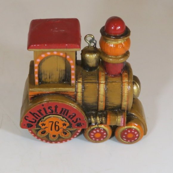 Hallmark Holiday Vintage 976 Hallmark Cards Inc Train Engine
